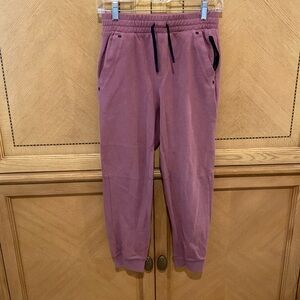 Boys Gapfit sweatpants